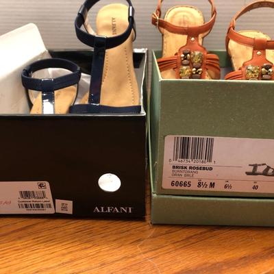 *NEW* Alfani & Clarkâ€™s Womanâ€™s Shoes Size 8.5M -Lot 447