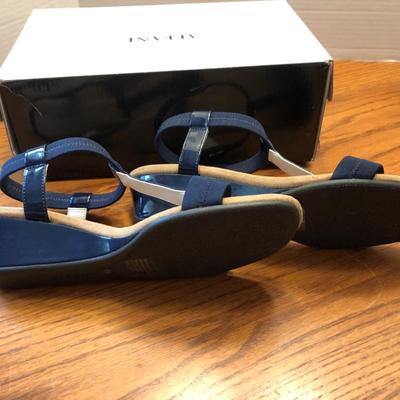 *NEW* Alfani & Clarkâ€™s Womanâ€™s Shoes Size 8.5M -Lot 447