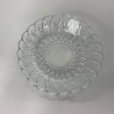 -86- GLASSWARE | Pretzel Indiana Glass Co. | Bowls