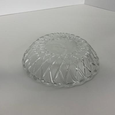 -86- GLASSWARE | Pretzel Indiana Glass Co. | Bowls