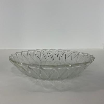 -86- GLASSWARE | Pretzel Indiana Glass Co. | Bowls