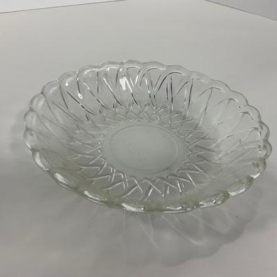 -86- GLASSWARE | Pretzel Indiana Glass Co. | Bowls