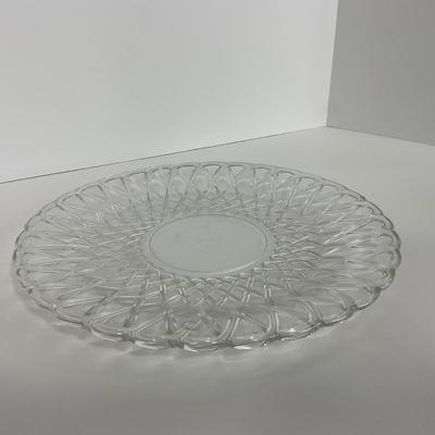 -87- GLASSWARE | Pretzel Indiana Glass Co. | Platters & Small Plates
