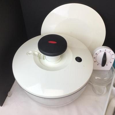 444 OXO Salad Spinner & Utensils