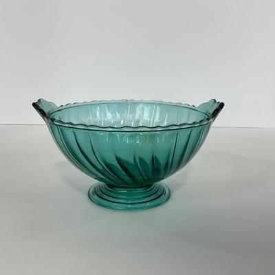 -89- GLASSWARE | Swirl Jeanette Glass Co. | Ultra Marine Two Handled Bowl