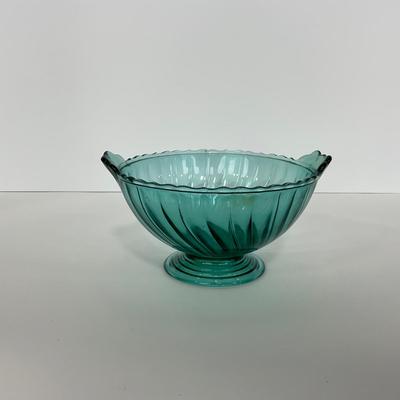 -89- GLASSWARE | Swirl Jeanette Glass Co. | Ultra Marine Two Handled Bowl