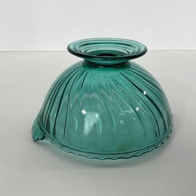 -89- GLASSWARE | Swirl Jeanette Glass Co. | Ultra Marine Two Handled Bowl