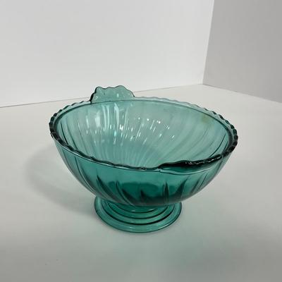 -89- GLASSWARE | Swirl Jeanette Glass Co. | Ultra Marine Two Handled Bowl