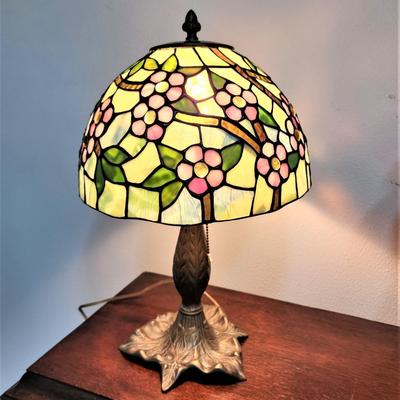 Lot #58 Contemporary Stained Glass Table Lamp - good condition