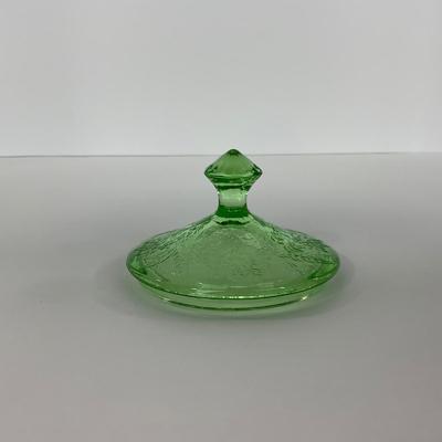 -95- URANIUM | Floral Poinsettia Jeanette Glass Co. | Green Depression Covered Sugar