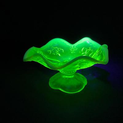 -99- URANIUM | Opalescent Vaseline Short Compote