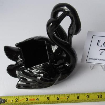 Nice Camark Pottery Glossy Swan Planter