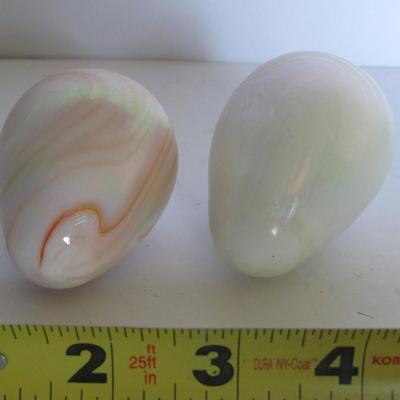 Two Vintage Gibson Glass Art Glass Eggs