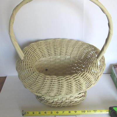 Nice Larger Size Wicker Decorative Basket