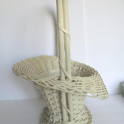 Nice Larger Size Wicker Decorative Basket