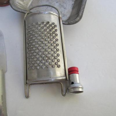 Lot of Vintage Kids Dishes and Utensils, Aluminum,