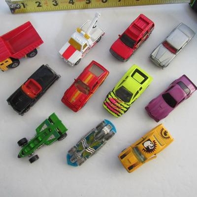 Mixed Lot of Older Small Cars and Trucks