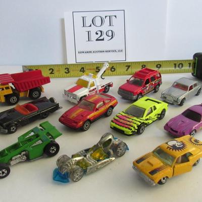 Mixed Lot of Older Small Cars and Trucks