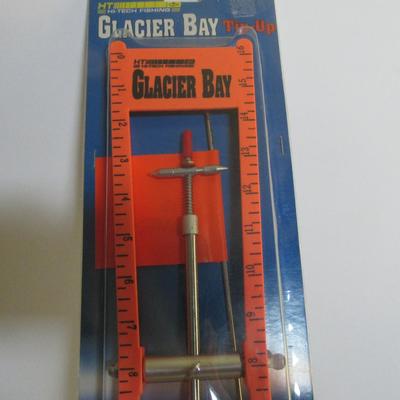 Glacier Bay Tip Up in Package