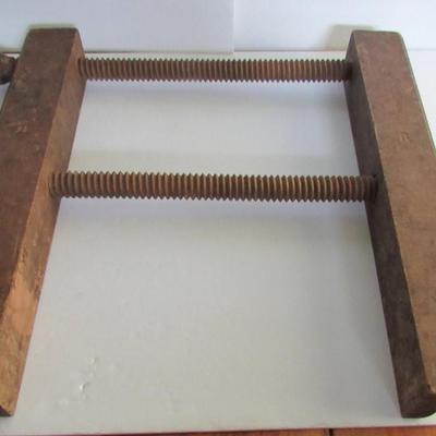 Lot 135: Nice Vintage Solid Wood Screw Clamp