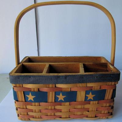 Lot 147: Patriotic Party/Picknick Utensil and Napkin Basket