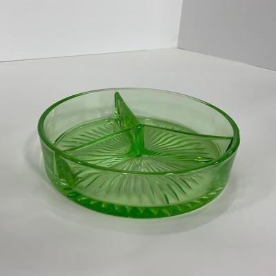 -103- URANIUM | Green Depression Three Part Divided Round Dish