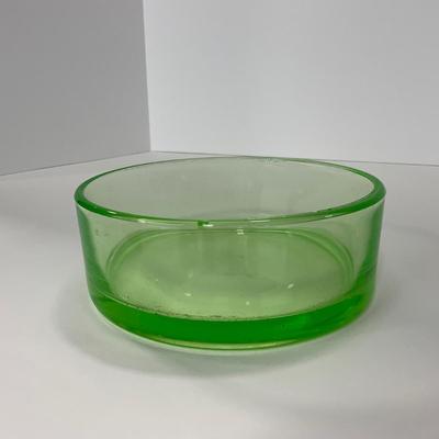 -104- URANIUM | Green Depression Heavy Bowl