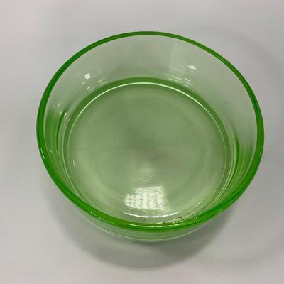 -104- URANIUM | Green Depression Heavy Bowl