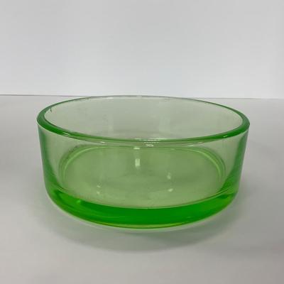 -104- URANIUM | Green Depression Heavy Bowl