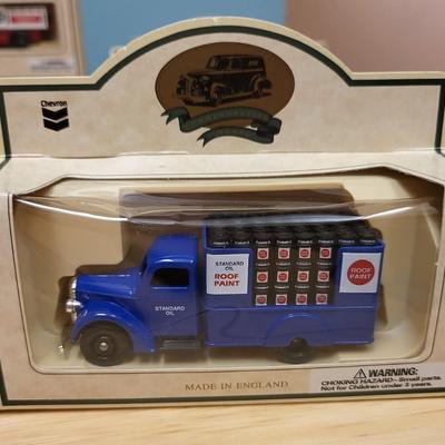 12 Chevron 1990 Commemorative Series