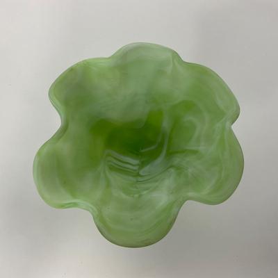 -106- GLASSWARE | Kanawha Aramaic Pedestal Compote | Green & White Slag Glass