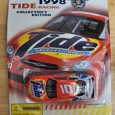 29 Collectable Car Lot