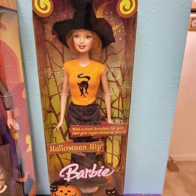 13 Collectable Barbie Lot