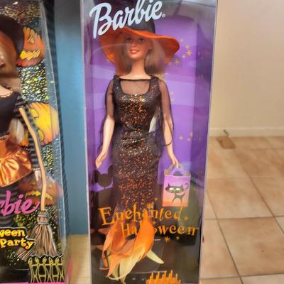 13 Collectable Barbie Lot