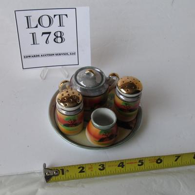 Pretty Made in Japan Small Condiment Set