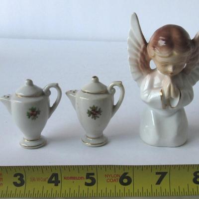 Lot of Old Figurines and Shaker Sets