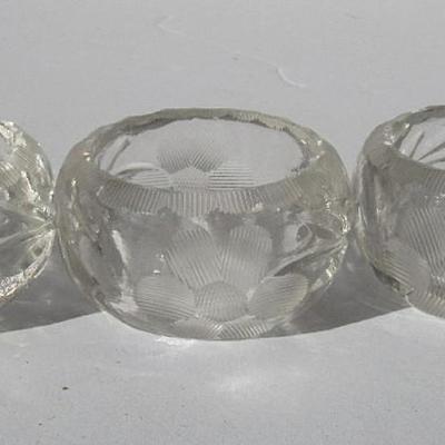 Lot 217: 3 Vintage Cut Glass Salt Dips