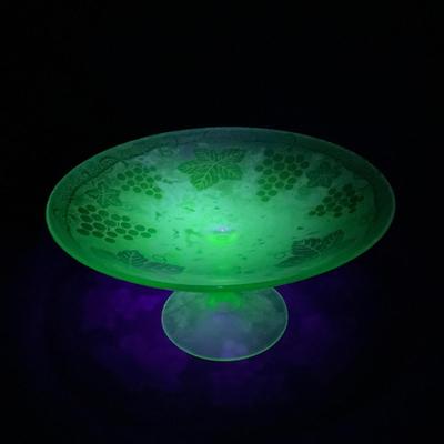 -110- GLASSWARE | Green Etched Leaf & Grapes Compote | Twisted Stem