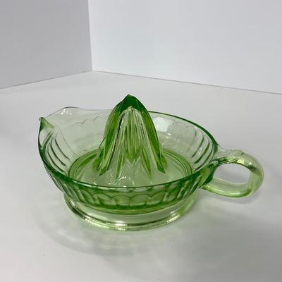 -111- URANIUM | Large Green Glass Juicer