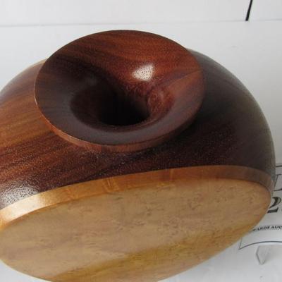Signed Warren Vienneau, 3/16/88, Very Nice Hand Made Solid Wood Vase, Burl Sides