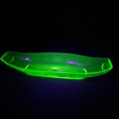 -115- URANIUM | Green Etched Long Celery Dish