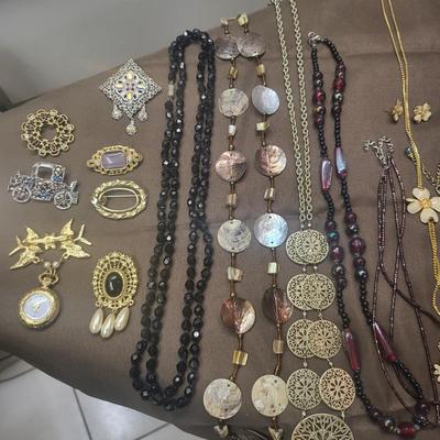 Jewelry Lot