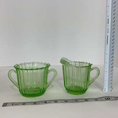 -121- URANIUM | Sierra Pinwheel Jeanette Glass Co. | Creamer & Sugar