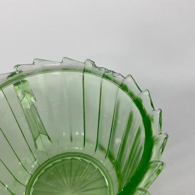 -121- URANIUM | Sierra Pinwheel Jeanette Glass Co. | Creamer & Sugar