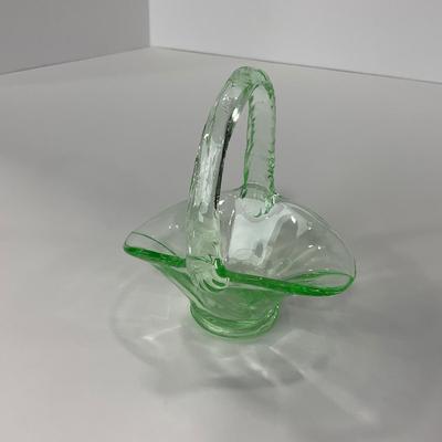 -122- URANIUM | Art Glass Vaseline Mini Baskets