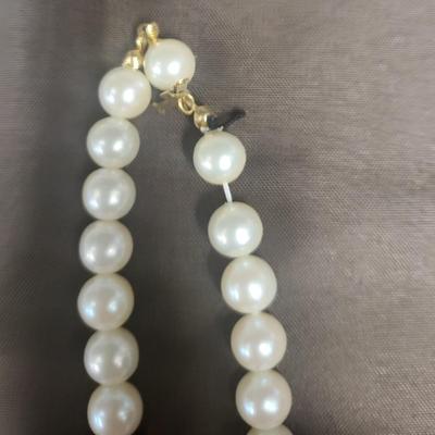 Pearl Jewelry Lot