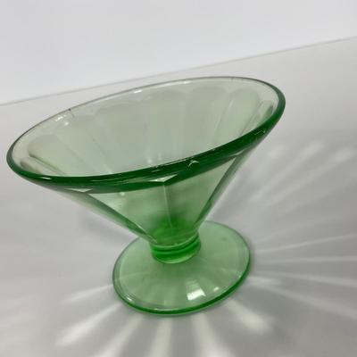 -124- URANIUM | Optic Panel Vaseline Green Sherbets