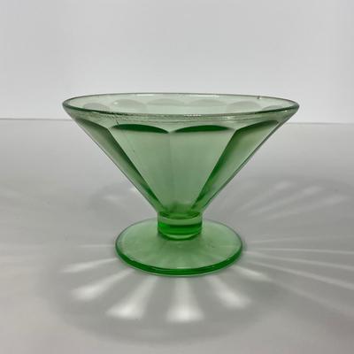 -124- URANIUM | Optic Panel Vaseline Green Sherbets