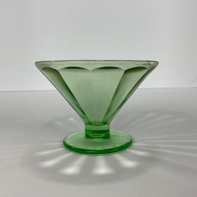 -124- URANIUM | Optic Panel Vaseline Green Sherbets