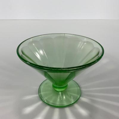 -124- URANIUM | Optic Panel Vaseline Green Sherbets